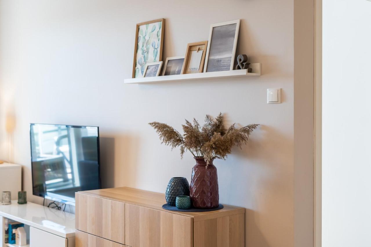 Przystan Kolo Brzegu Apartment Kolobrzeg Bagian luar foto