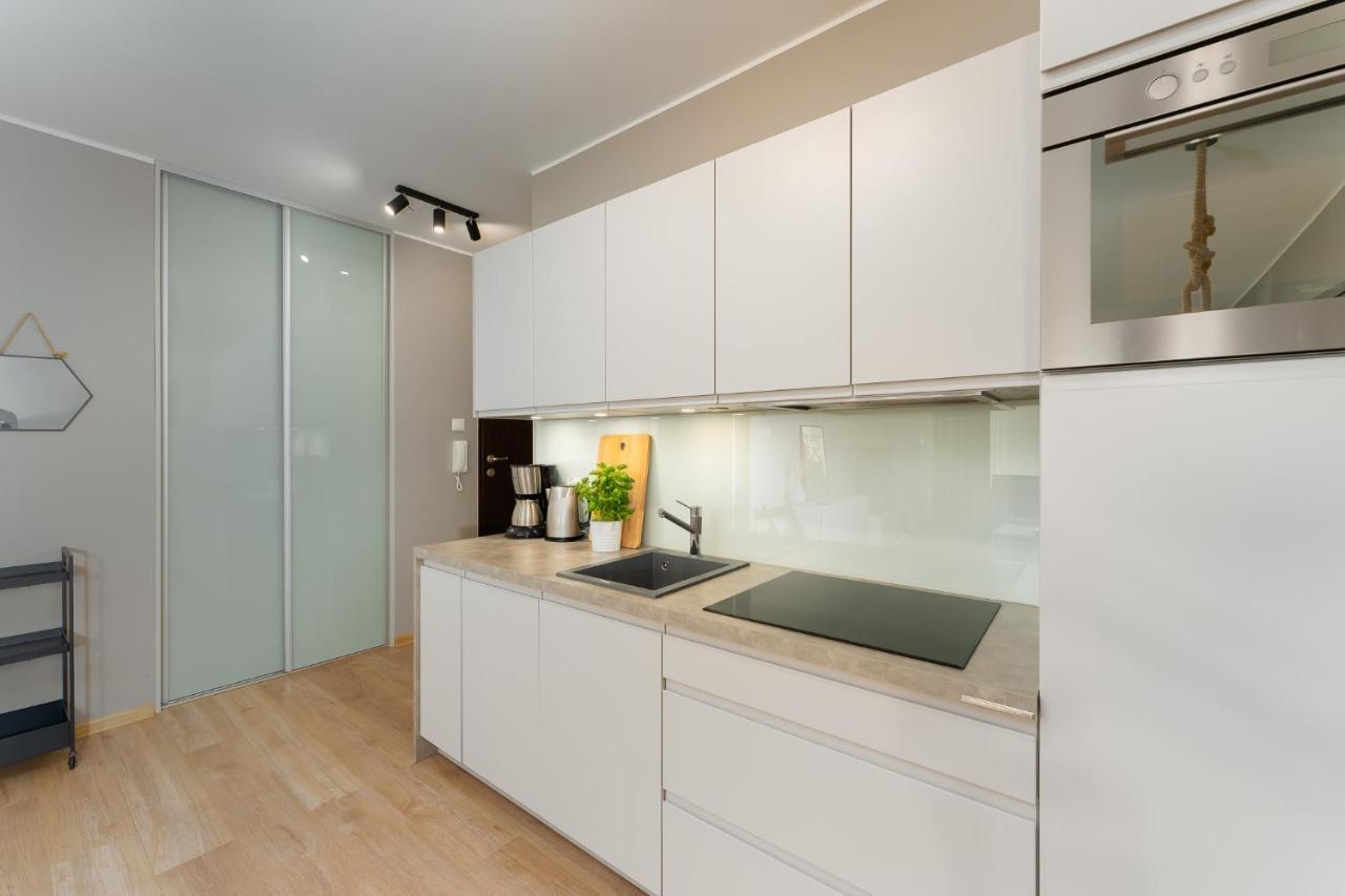 Przystan Kolo Brzegu Apartment Kolobrzeg Bagian luar foto