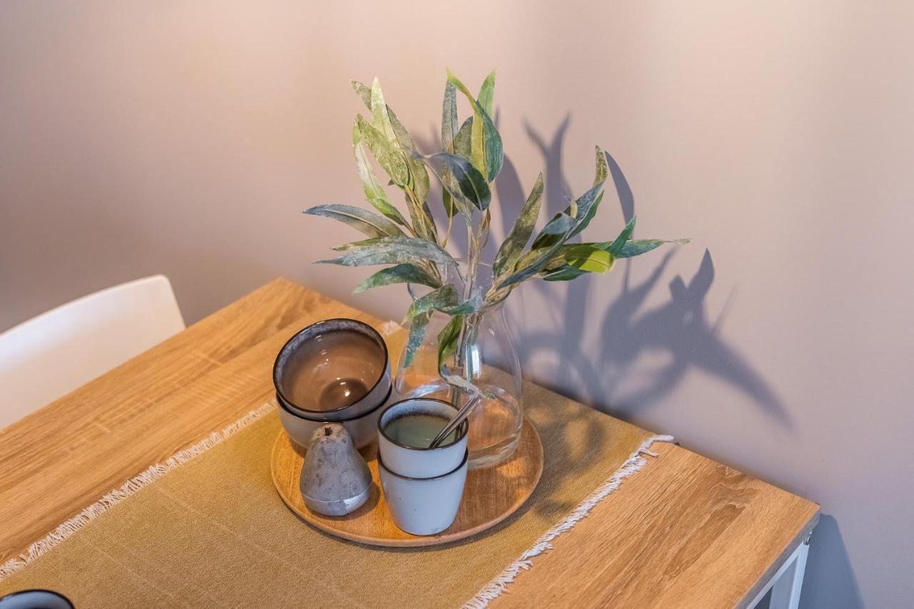 Przystan Kolo Brzegu Apartment Kolobrzeg Bagian luar foto