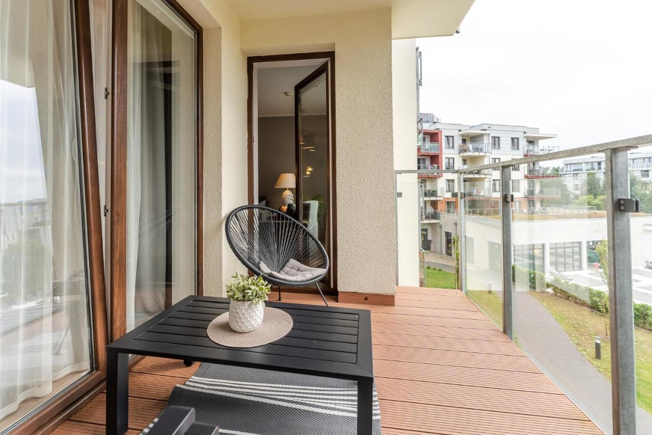Przystan Kolo Brzegu Apartment Kolobrzeg Bagian luar foto